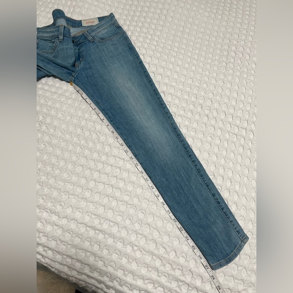 Siwy Light Wash Hannah Skinny Jeans - Picture 9 of 9